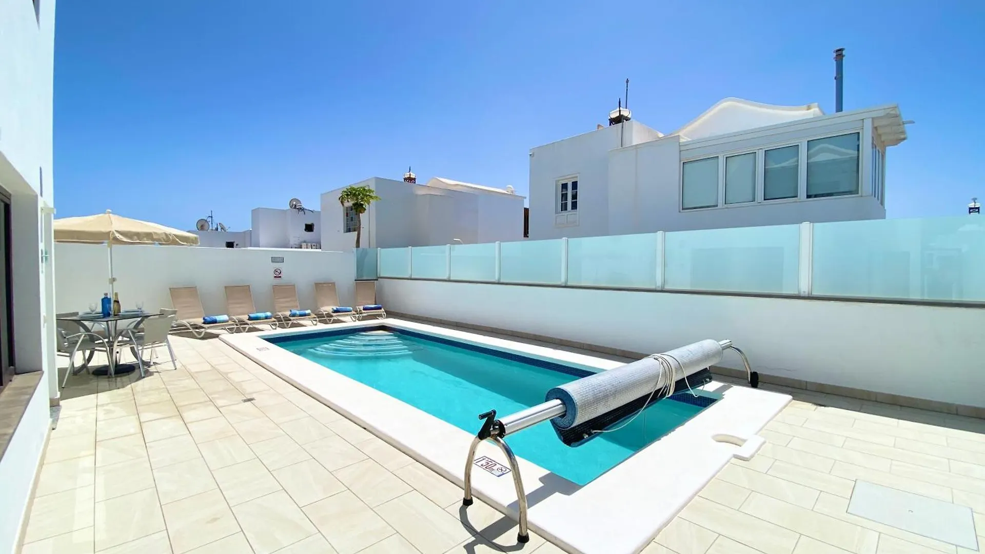 Villa Vivienne By Jk Lanzarote Puerto del Carmen  Spanje